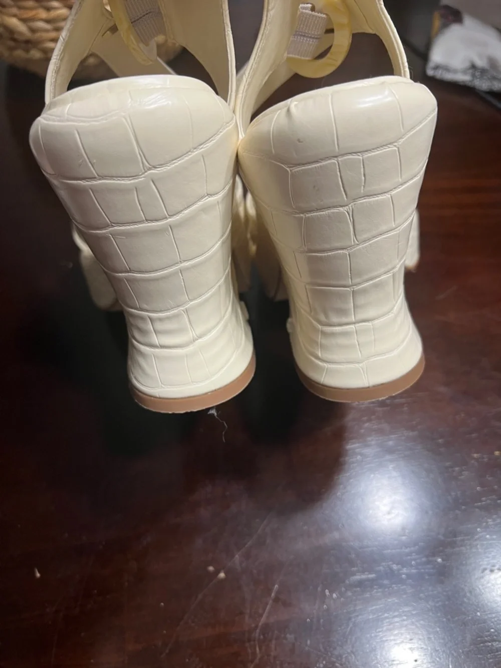 Sam Edelman - Picture 2 of 5